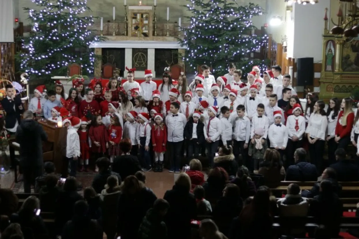 Božićni koncert u Busovači dar sugrađanima i gostima