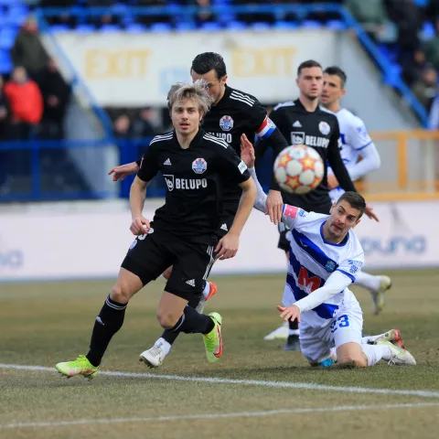 Osijek, 29.1.2021.- Utakmica 21. kola Prve HNL Osijek - Slaven Belupo na stadionu Gradski vrt.