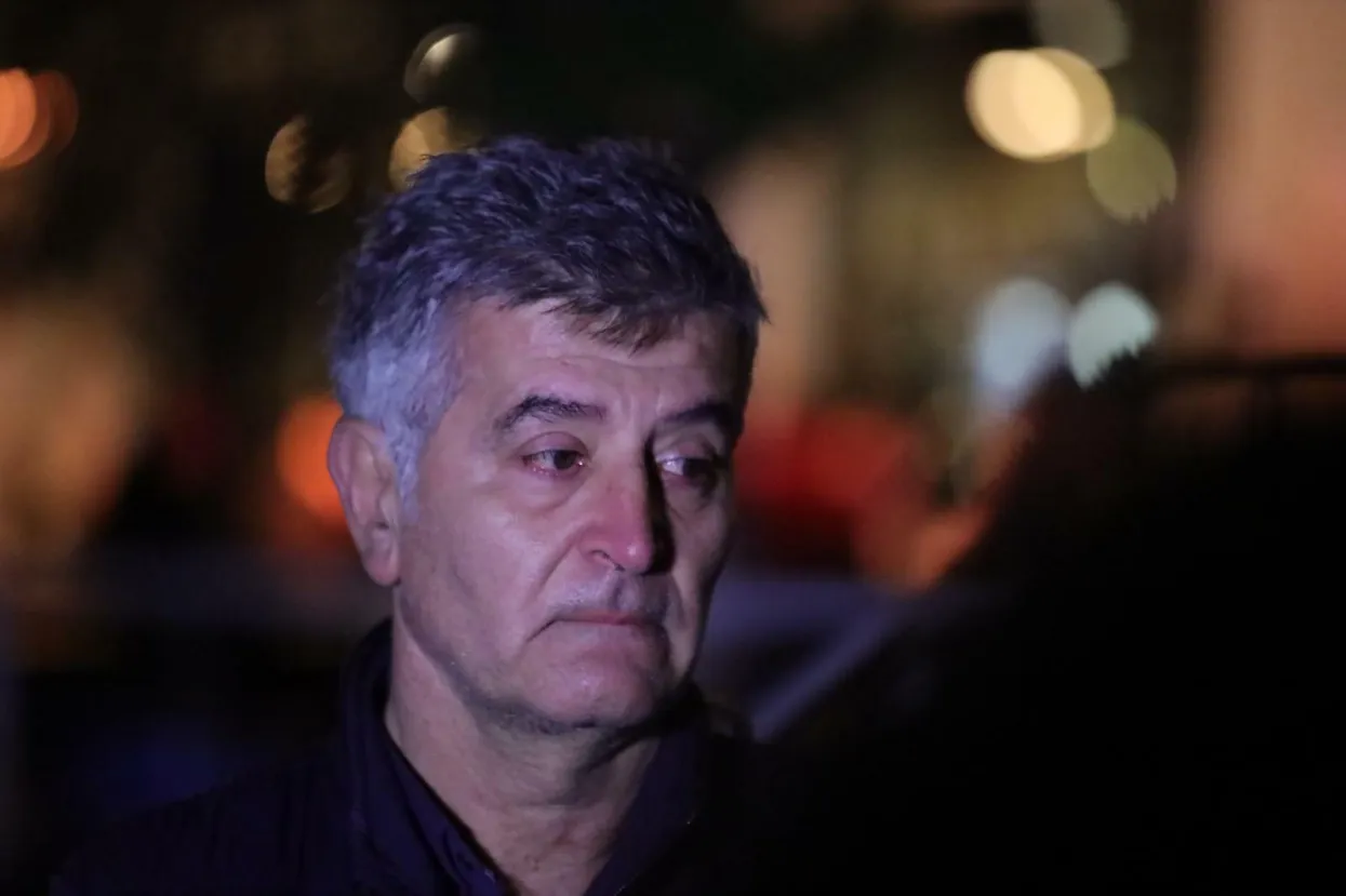 02, January, 2022, Belgrade - The father of the missing young man Matej Peris from Split, Nenad Peris, a famous water polo judge in front of the Gothic club in Beton Hall, where his son was last seen. Nenad Peris. Photo:Milan Maricic/ATAImages

02, januar, 2022, Beograd - Otac nestalog Splicanina Mateja Perisa, Nenad Peris, poznati vaterpolo sudija ispred kluba Gotik u Beton hali, gde je njegov sin poslednji put vidjen. Photo: Milan Maricic/ATAImages Photo: Milan Maricic/ATAImages/PIXSELL