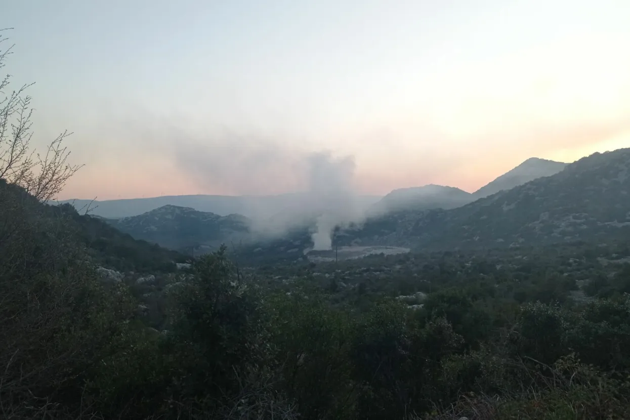 Neum se treći dan duši u dimu deponije