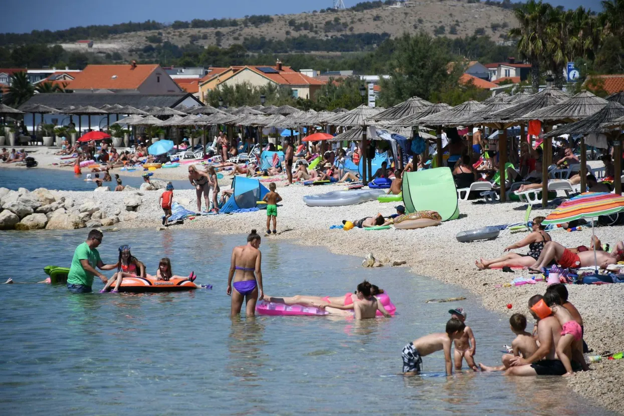 Ilustrativna fotografija - plaža na Viru