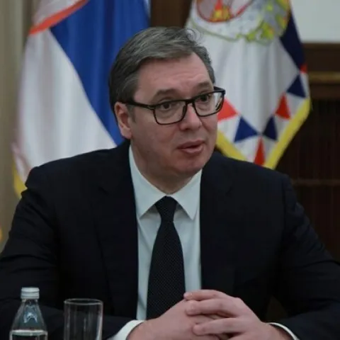 Kijev demantirao Vučića: Ne stojimo iza lažnih dojava o bombama u srbijanskim avionima