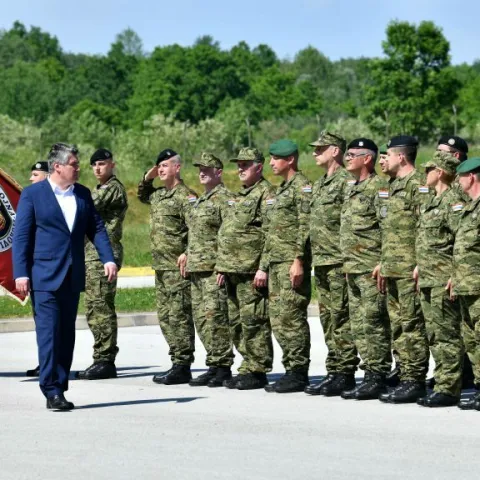 Predsjednik Milanović na ispraćaju hrvatskih vojnika u NATO operaciju na Kosovo