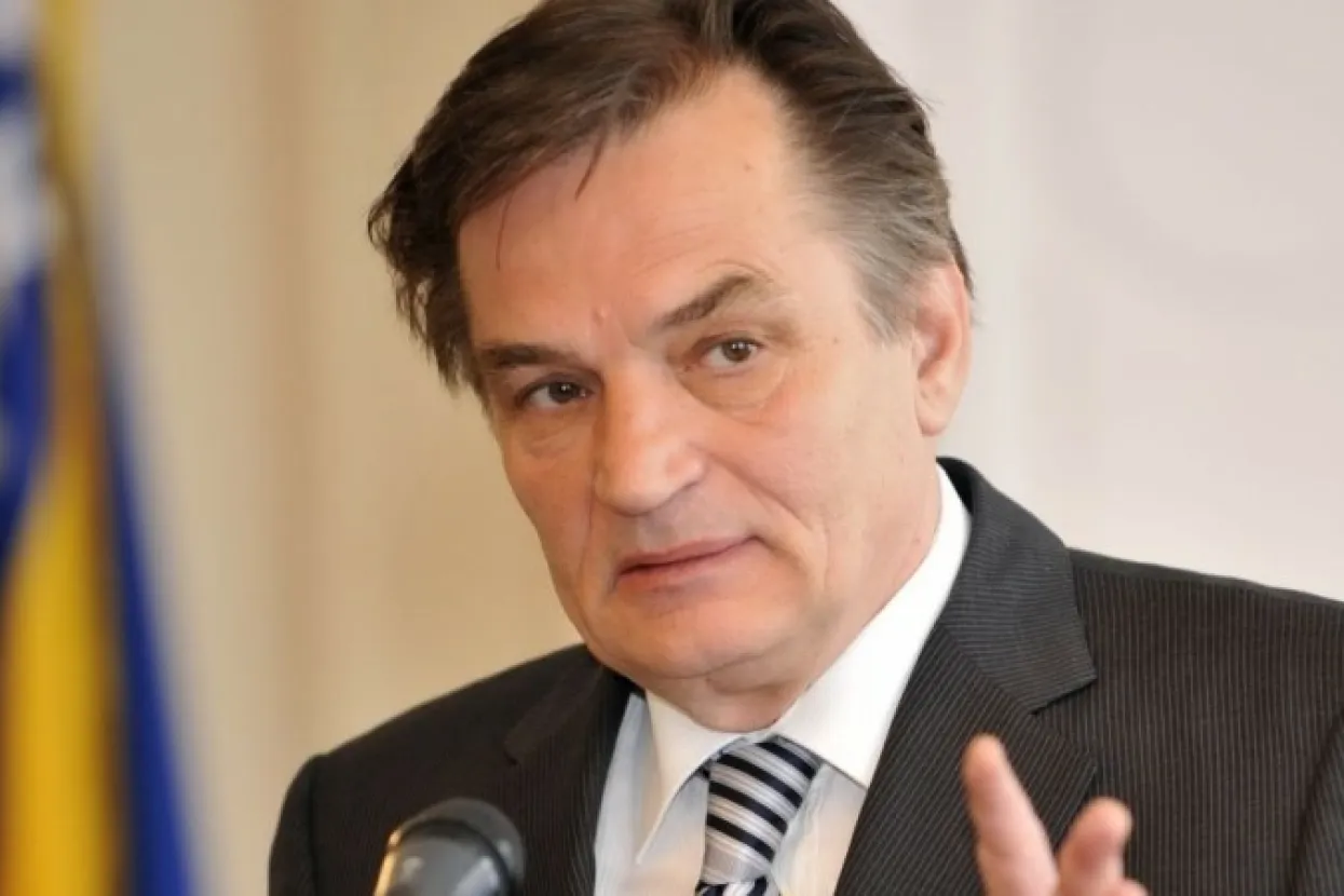 Haris Silajdžić