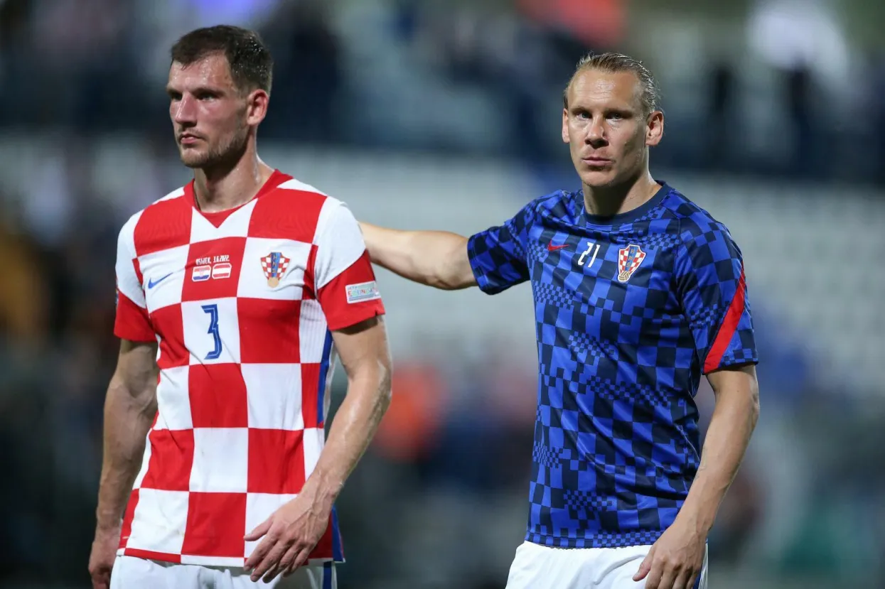 03.06.2022., stadion Gradski vrt, Osijek - Nogometna utakmica Lige nacija, Hrvatska - Austrija. Domagoj Vida, Borna Barisic Photo: Matija Habljak/PIXSELL