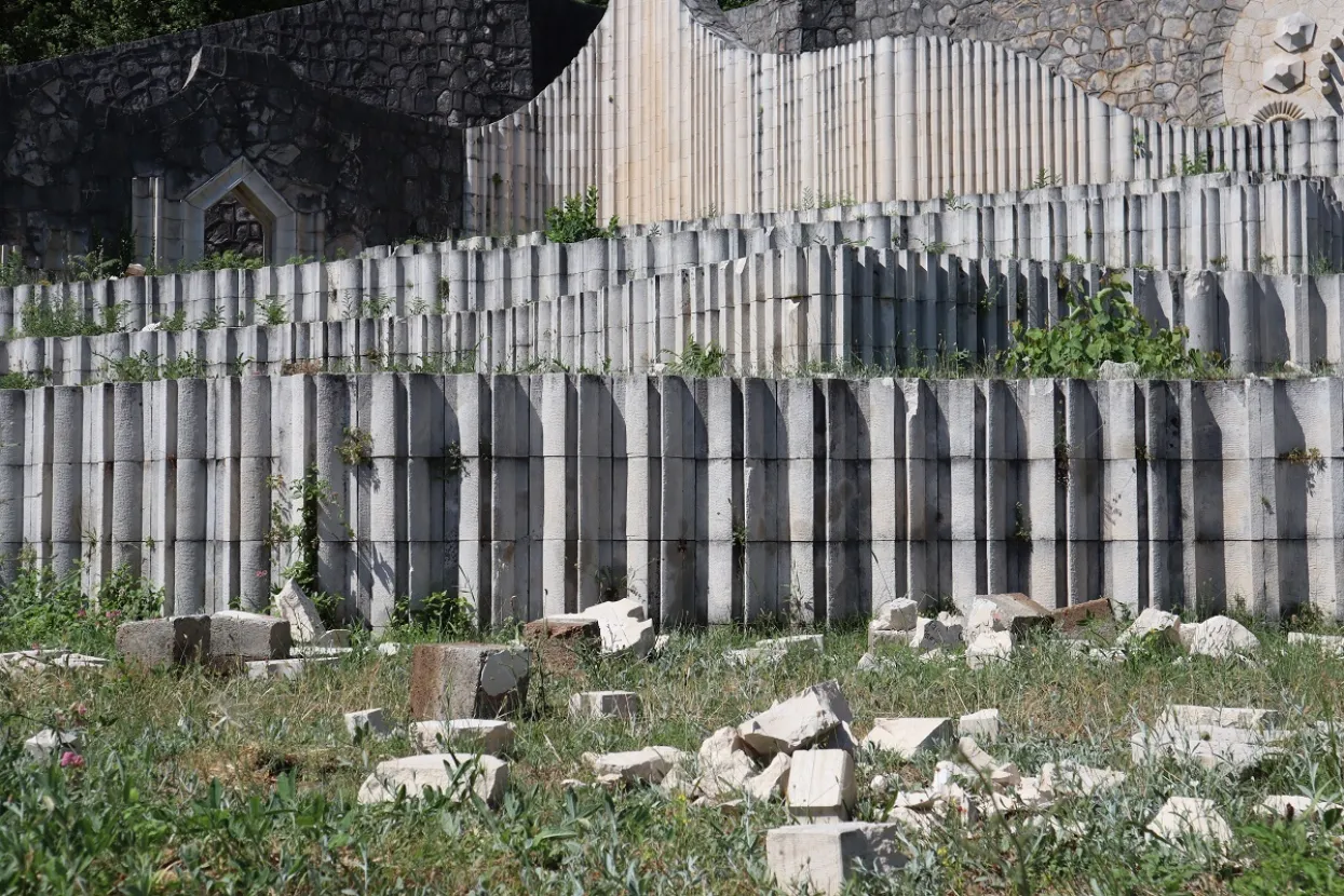 Vandalizirano Partizansko spomen obilježje u Mostaru