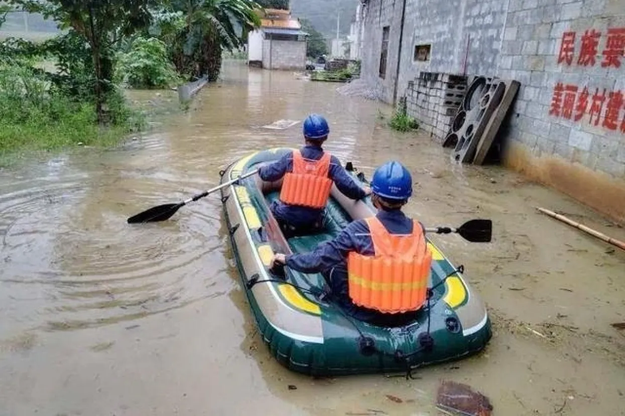 Prve ljetne kiše izazvale poplave u velikim dijelovima južne Kine