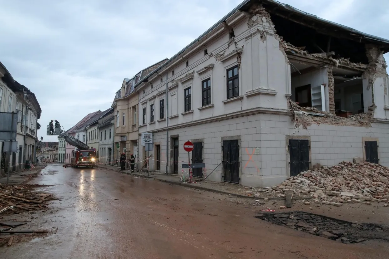 Petrinja nakon razornog potresa