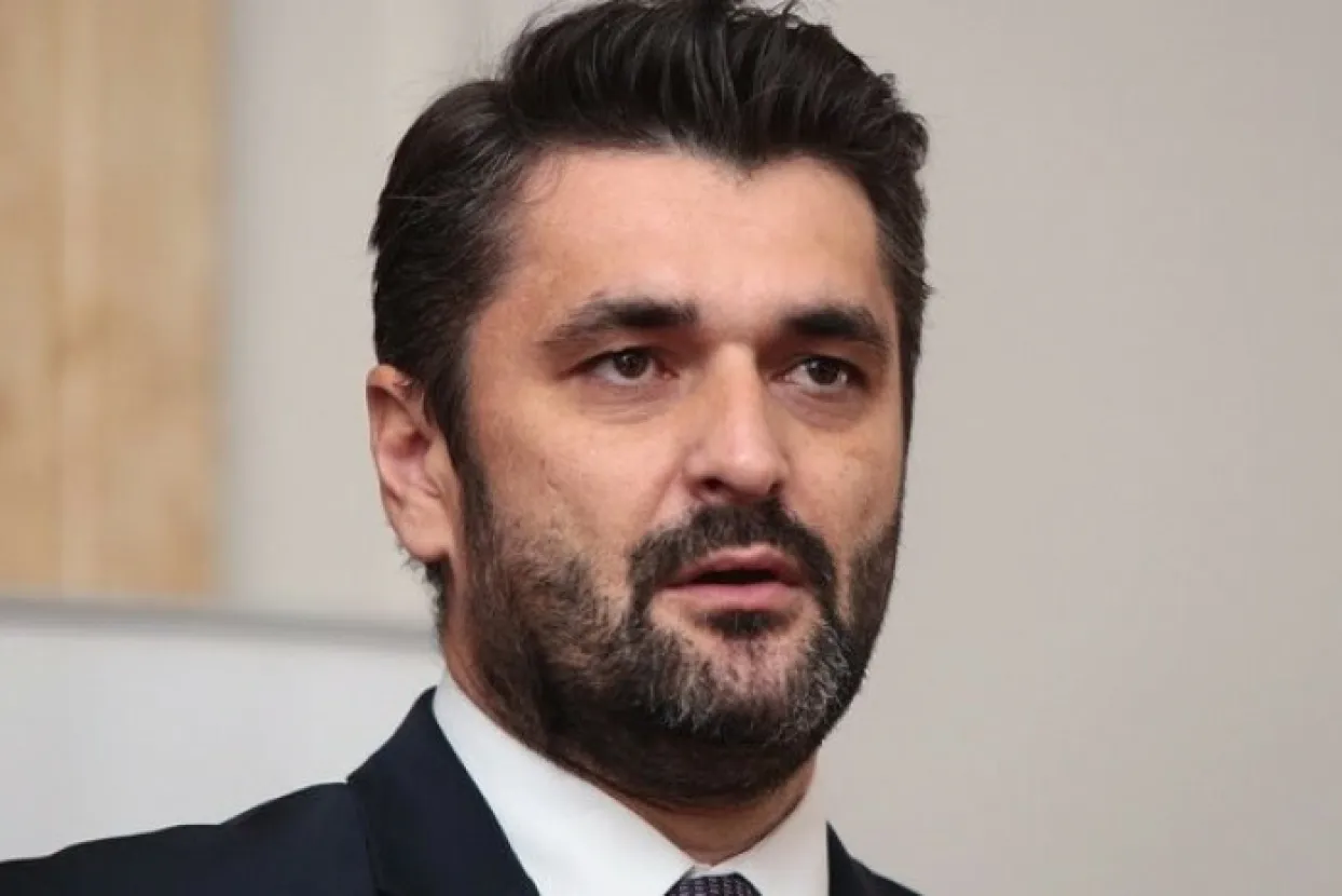 Emir Suljagić