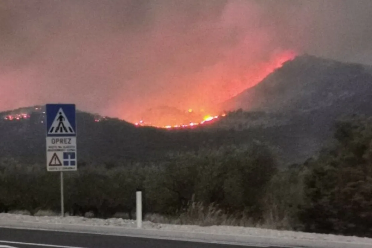 Požar u Neumu