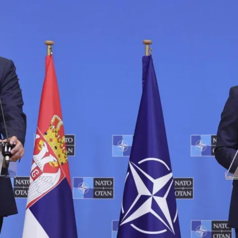 Vučić i Stoltenberg u Bruxellesu