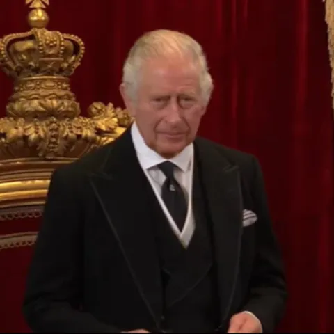 Kralj Charles III. na ceremoniji Pristupnog vijeća