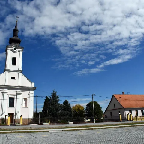 Crkva u Sikirevcima