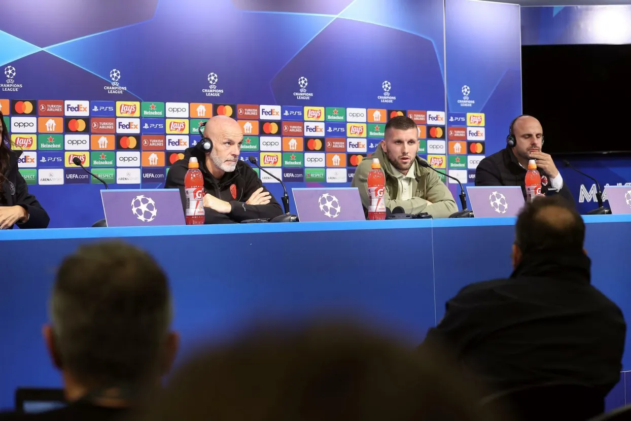 24.10.2022., Zagreb - Trener Milana Stefano Pioli i nogometas Ante Rebic odrzali su konferenciju za medije na stadionu Maksimir uoci utakmice 5. kola UEFA Liga prvake izmedju GNK Dinamo - AC Milan.