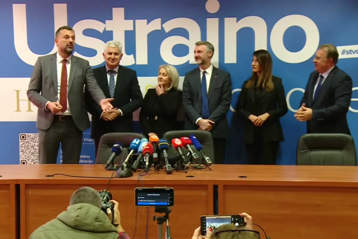 Predstavnici HDZ-a BiH i &quot;trojke&quot;