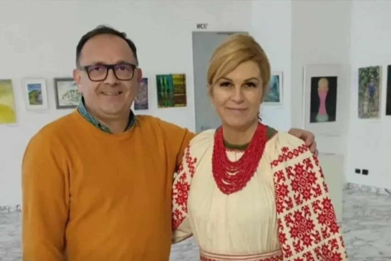 Kolinda Grabar Kitarović posudila narodnu nošnju koju će nositi u Katru