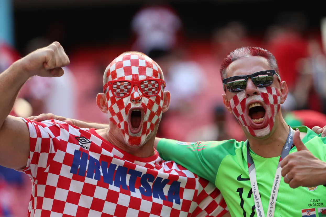 Hrvatski navijači na stadionu Al Bayt&nbsp;