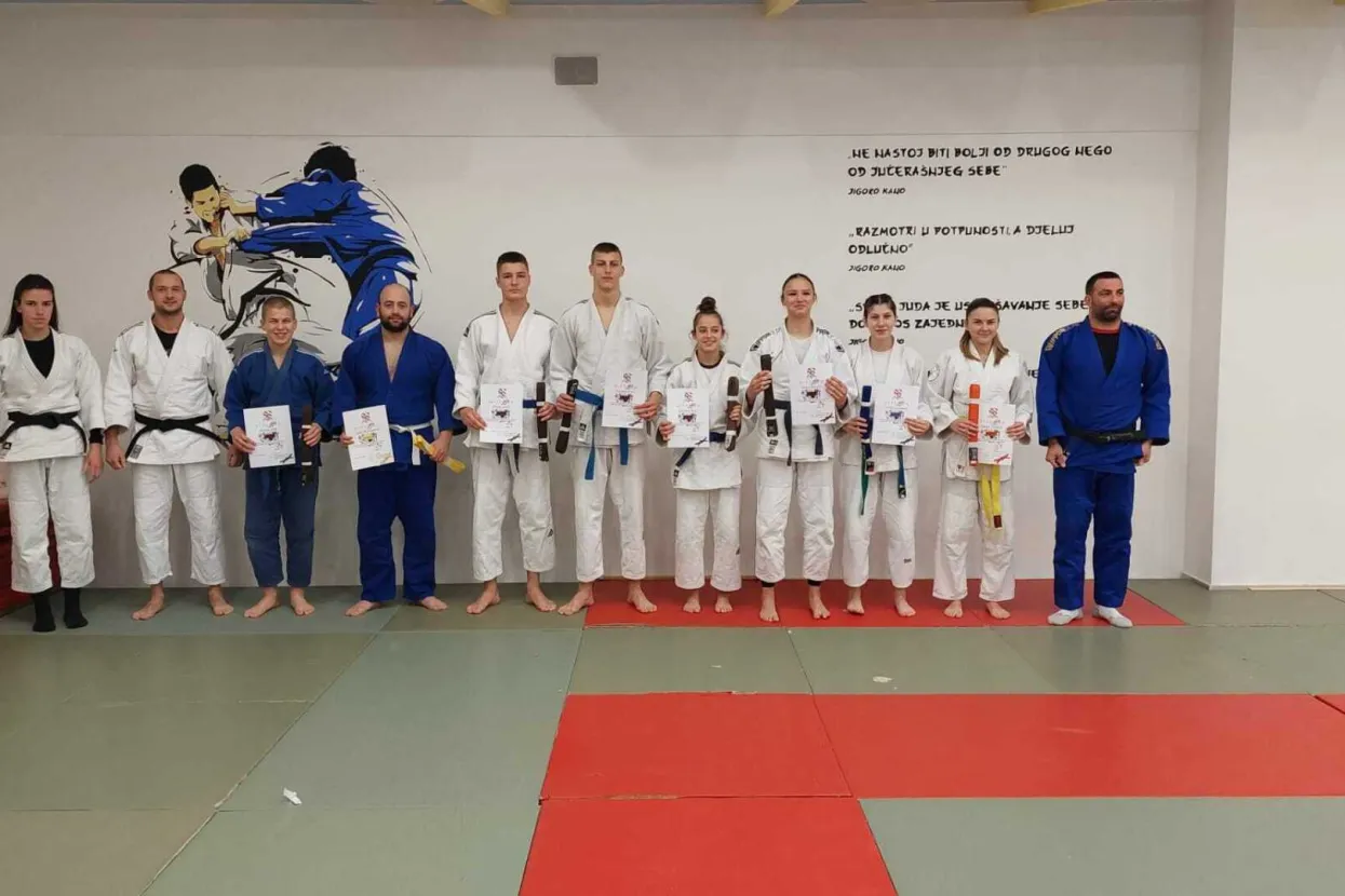 Polaganje za više učeničke judo pojaseve u JK Herceg