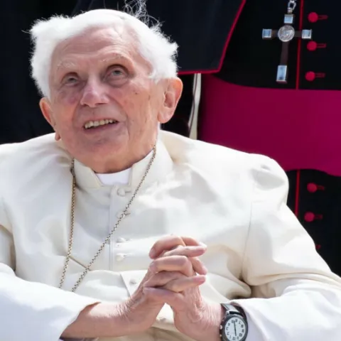 Bivši papa Benedikt XVI