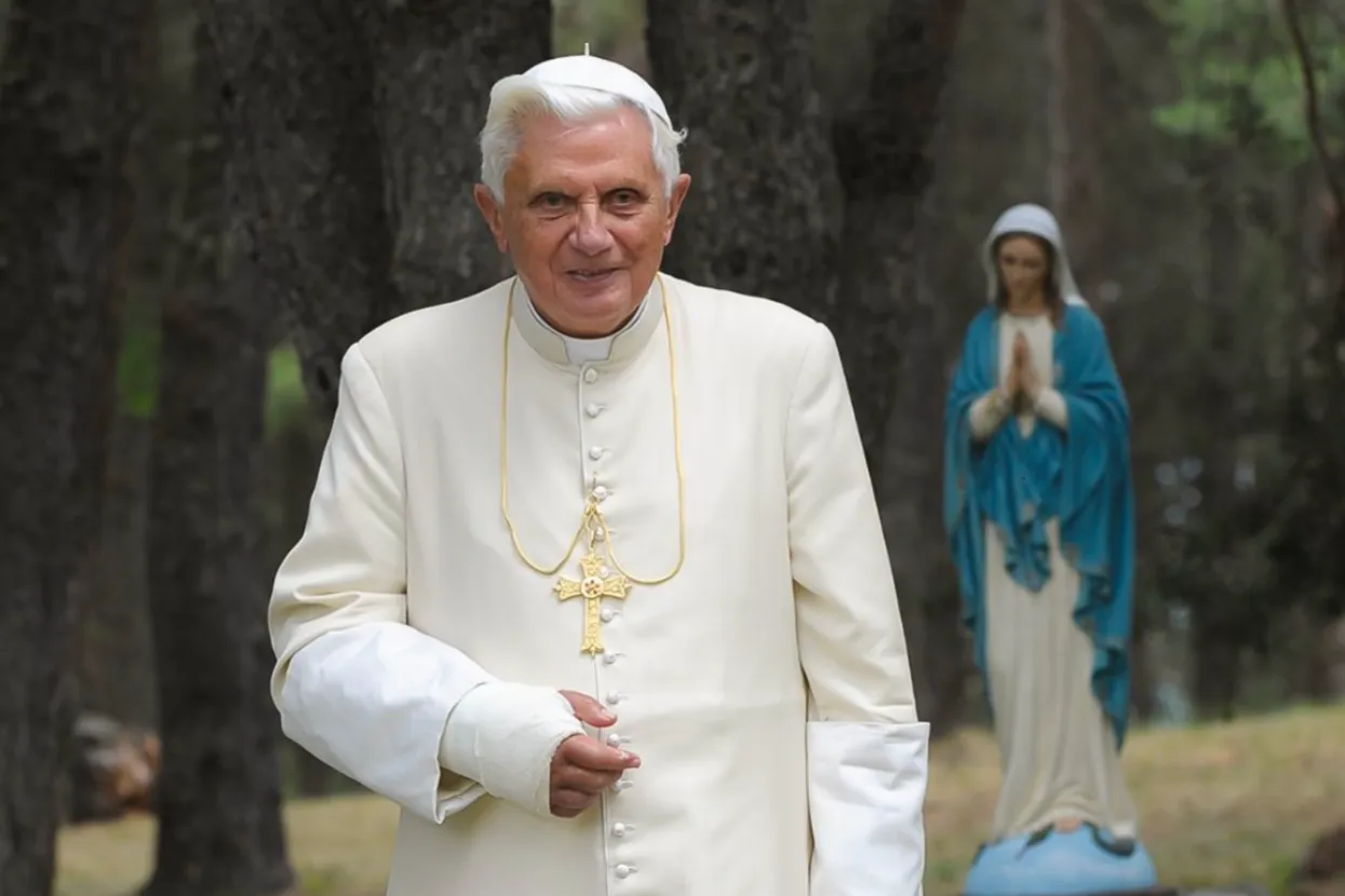 Papa Benedikt XVI.