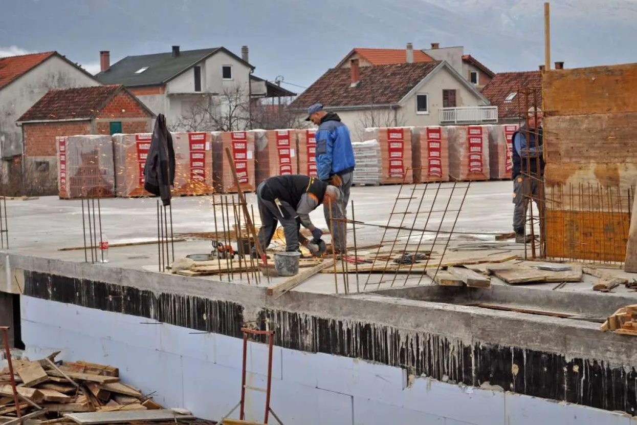 Napreduje izgradnja sportske dvorane, značajnog višemilijunskog projekta u Bijelom Polju