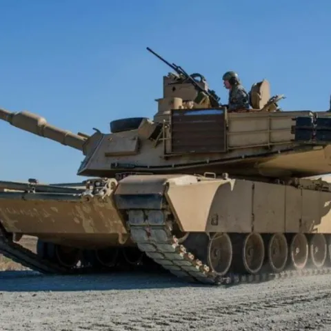 Tenk M1 Abrams