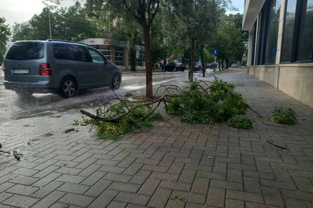 Jako olujno nevrijeme zahvatilo Mostar