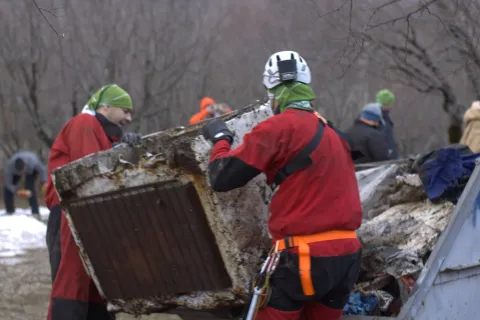 Speleolozi i GSS čistili krške jame u Hercegovini