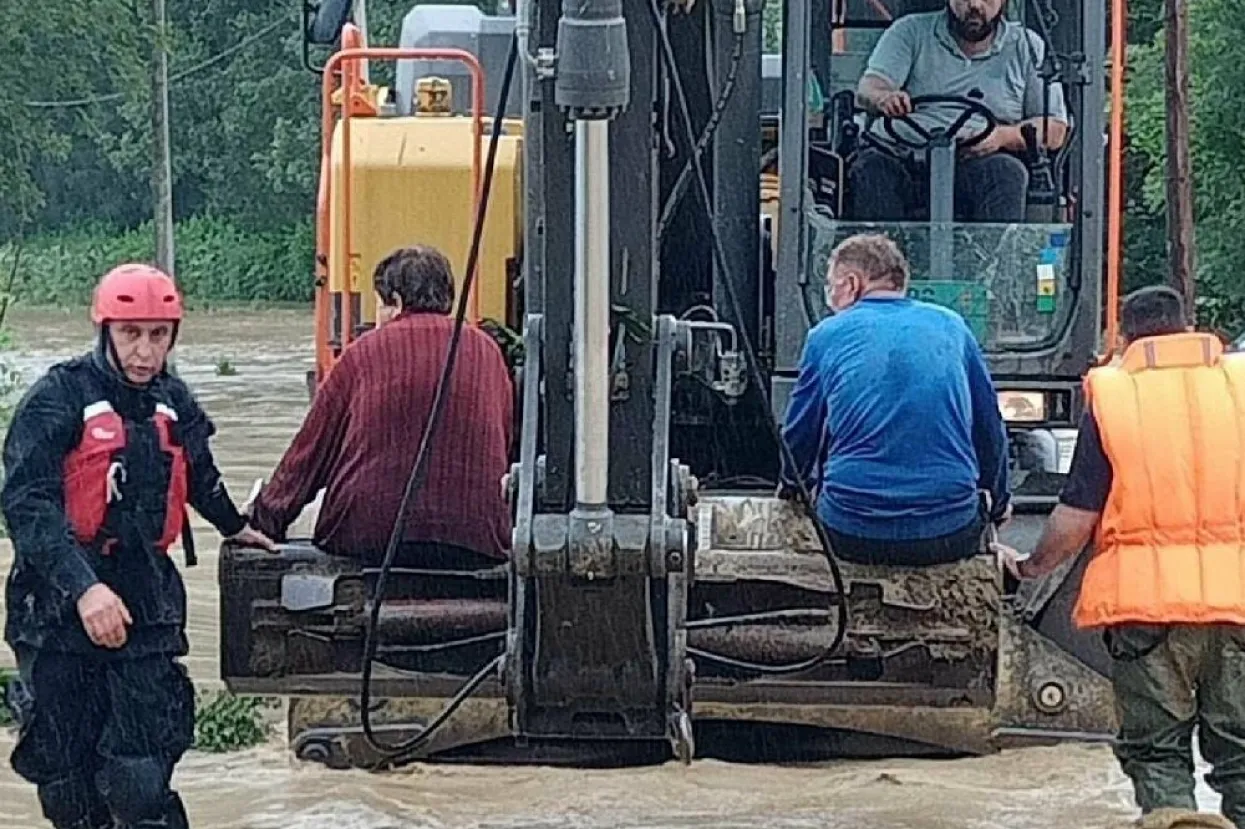 Zbog poplava u Srbiji izvanredna situacija u 52 općine