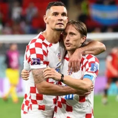 Dejan Lovren i Luka Modrić