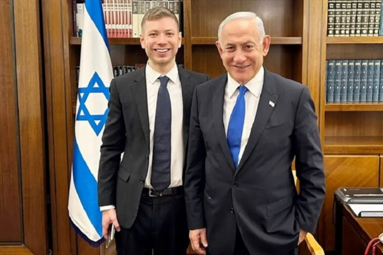 Yair i Benjamin Netanyahu