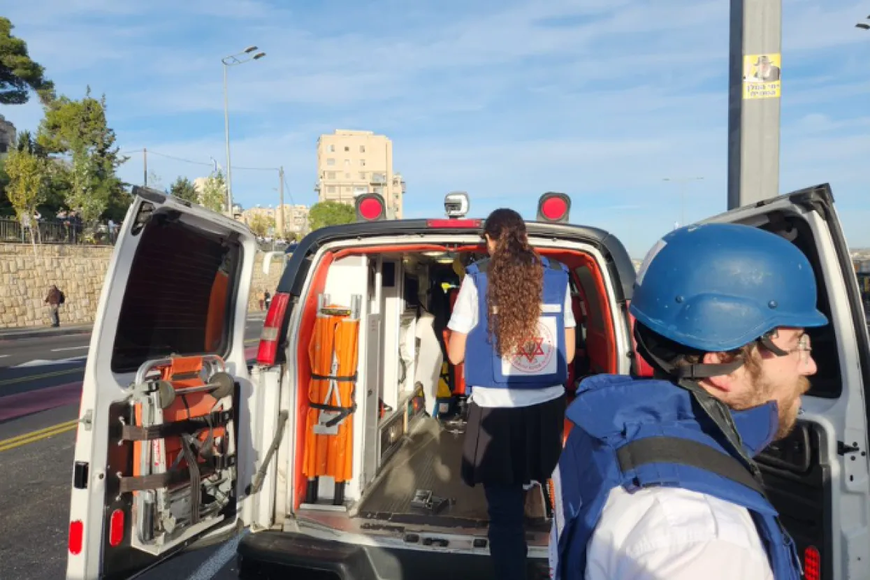 Napad na autobusnoj stanici u Jeruzalemu