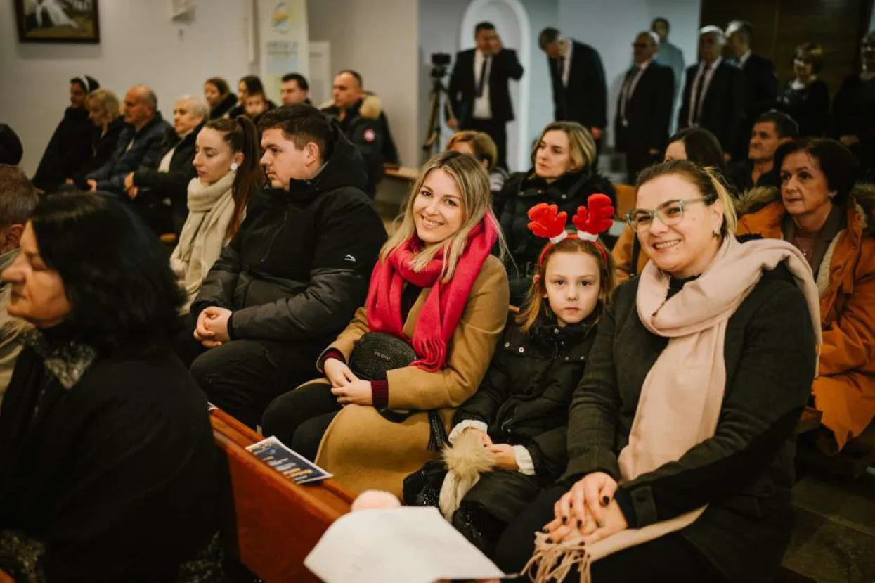 Božićni koncert 'Sretan ti Božić, narode moj' ponovno oduševio 