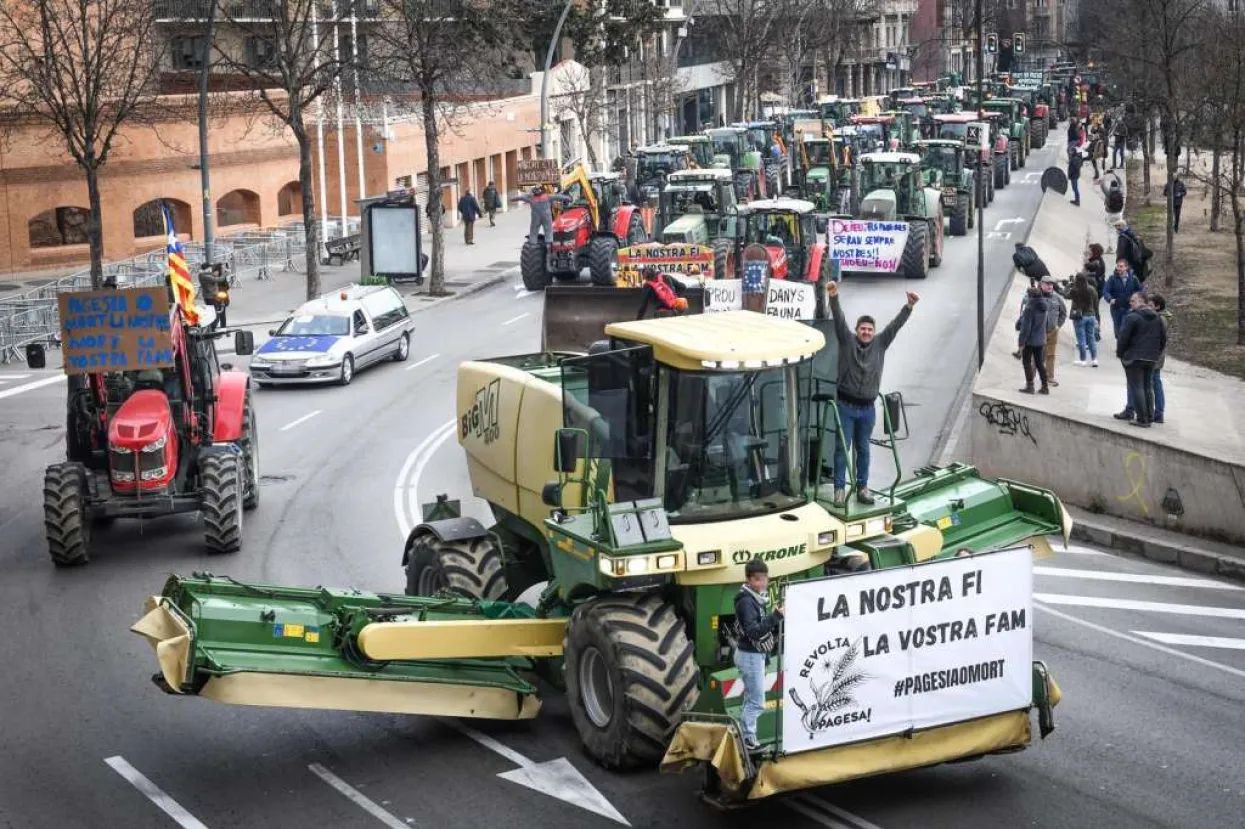 Španjolski farmeri blokirali autoputove širom zemlje