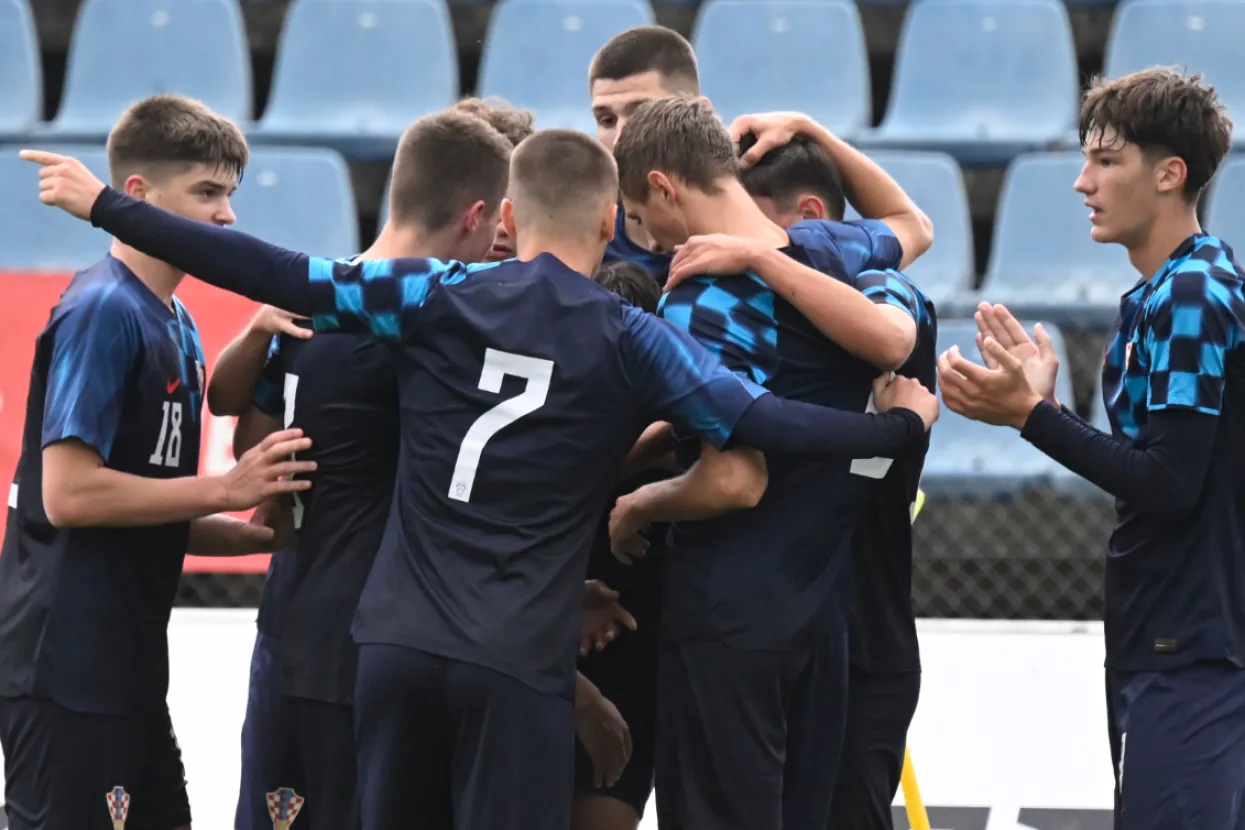 Hrvatska U17 nogometna reprezentacija