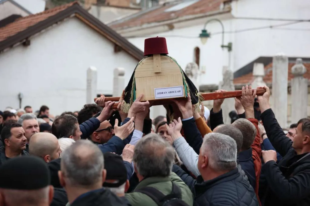 Ispraćen Abdulah Sidran, velikan pisane riječi