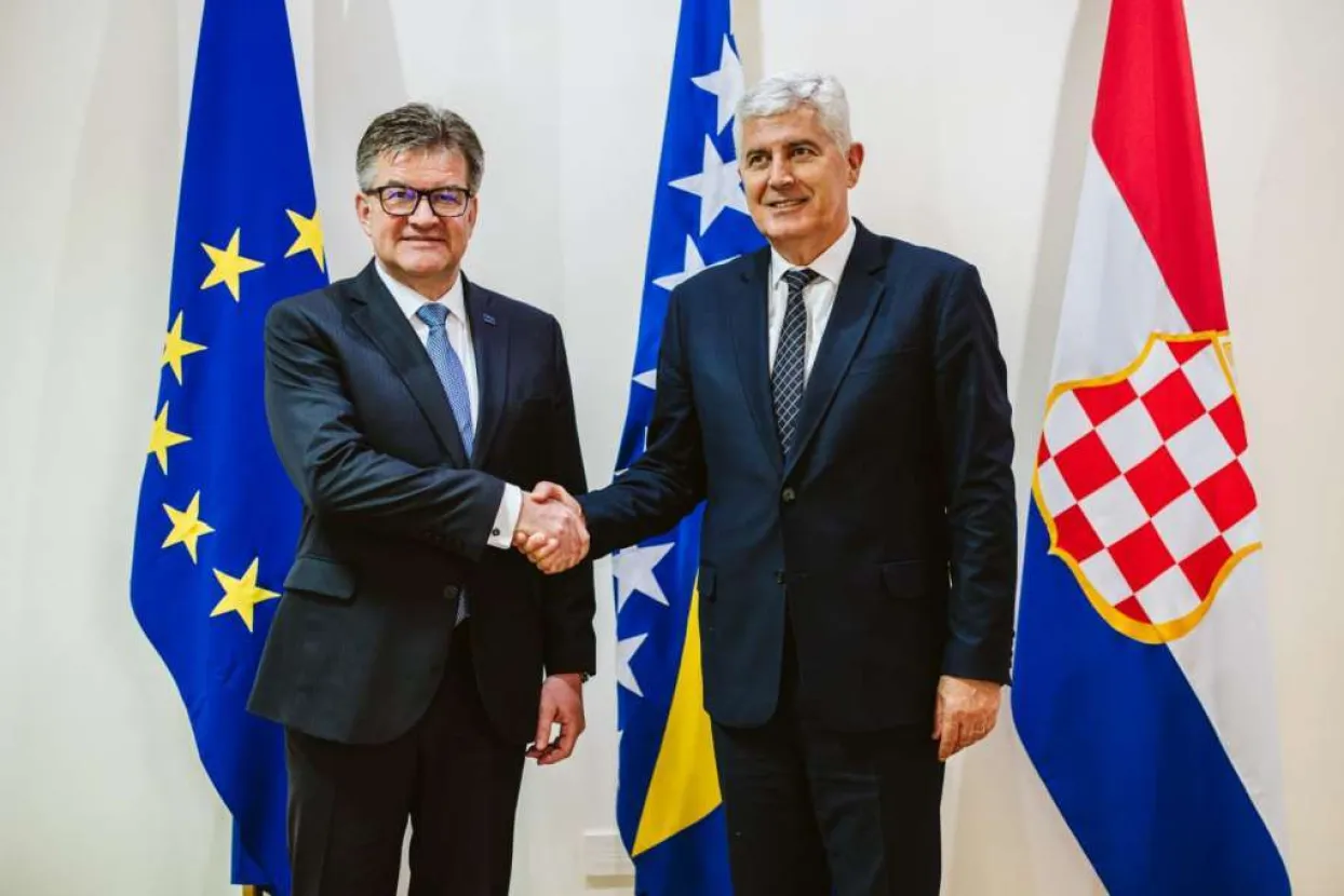 Čović u Mostaru razgovarao s Lajčakom 