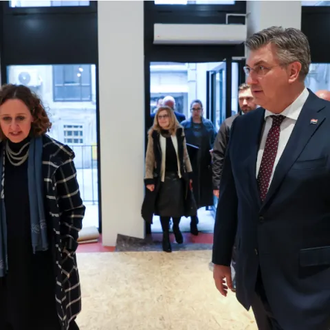 Nina Obuljen Koržinek i Andrej Plenković