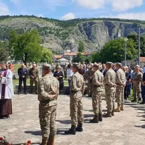 Obilježena 30. obljetnica ustrojavanja 1. gardijske motorizirane brigade HVO-a