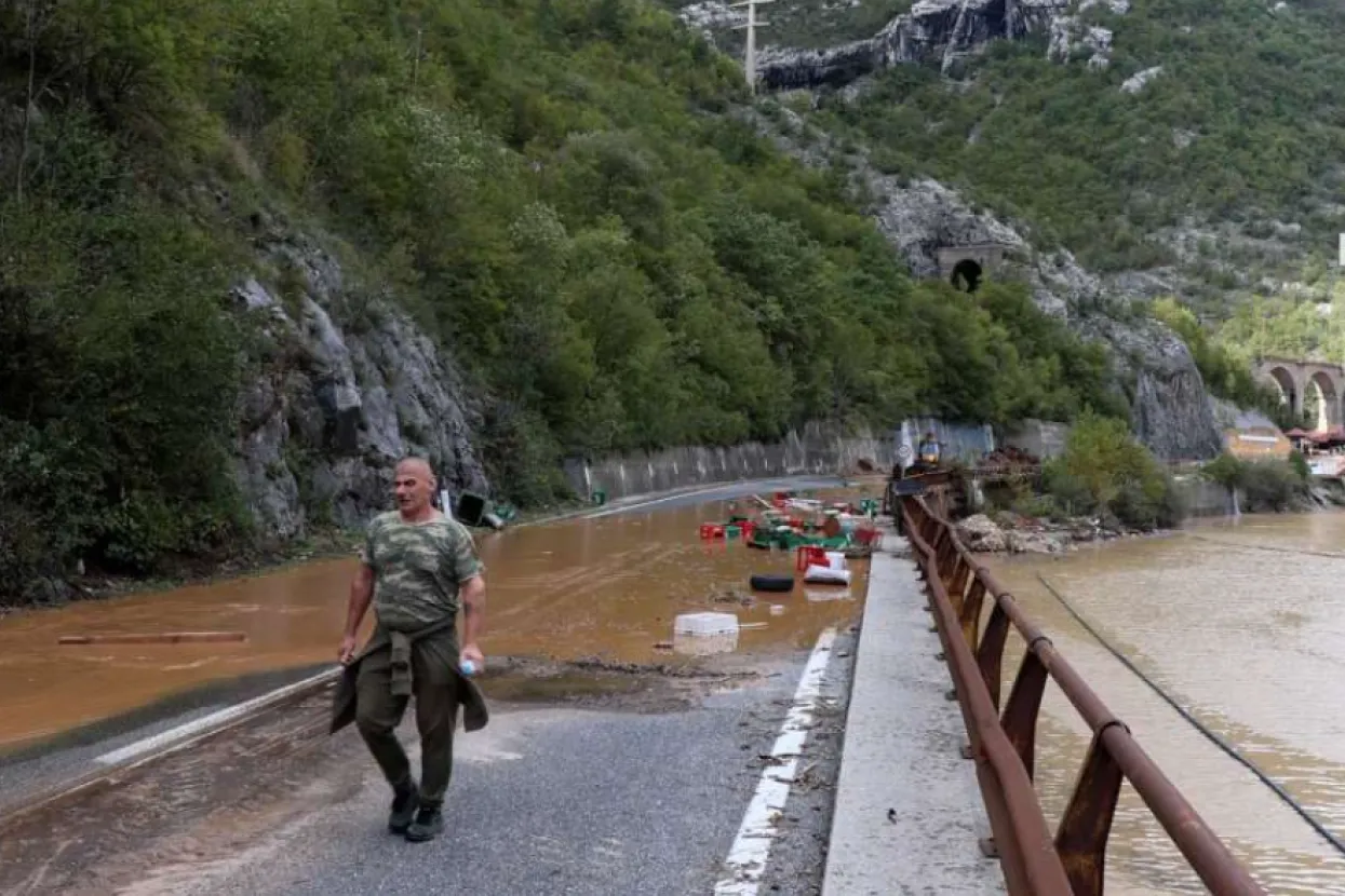 Obustavljen promet na putevima od Jablanice prema Mostaru i Blidinju