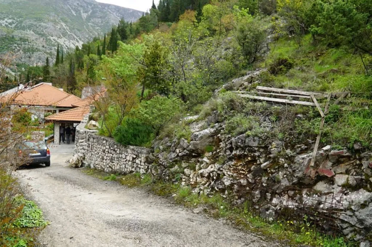 Grad Stolac ponovno raspisao natječaj za stabilizaciju stijenske mase istočnih padina grada 