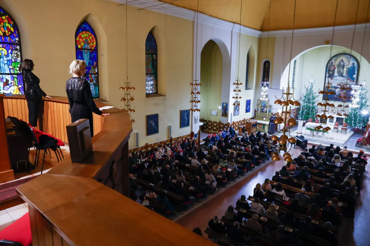 Tradicionalni božićni koncert u Busovači - Glazba je hrana ljubavi 