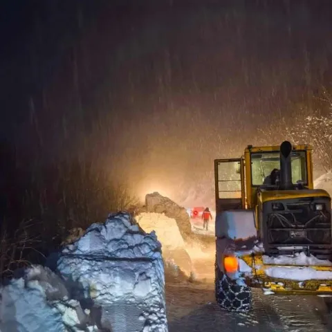 Drvar četvrti dan u snježnoj blokadi