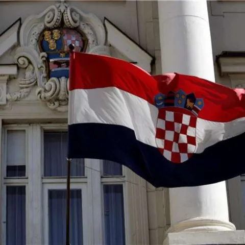 Hrvatska obilježava 33. obljetnicu međunarodnog priznanja i 27. mirne reintegracije